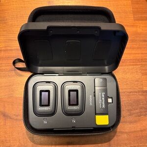 Saramonic USB-C Wireless Lavalier Microphone System Blink500 Pro B6 Dual